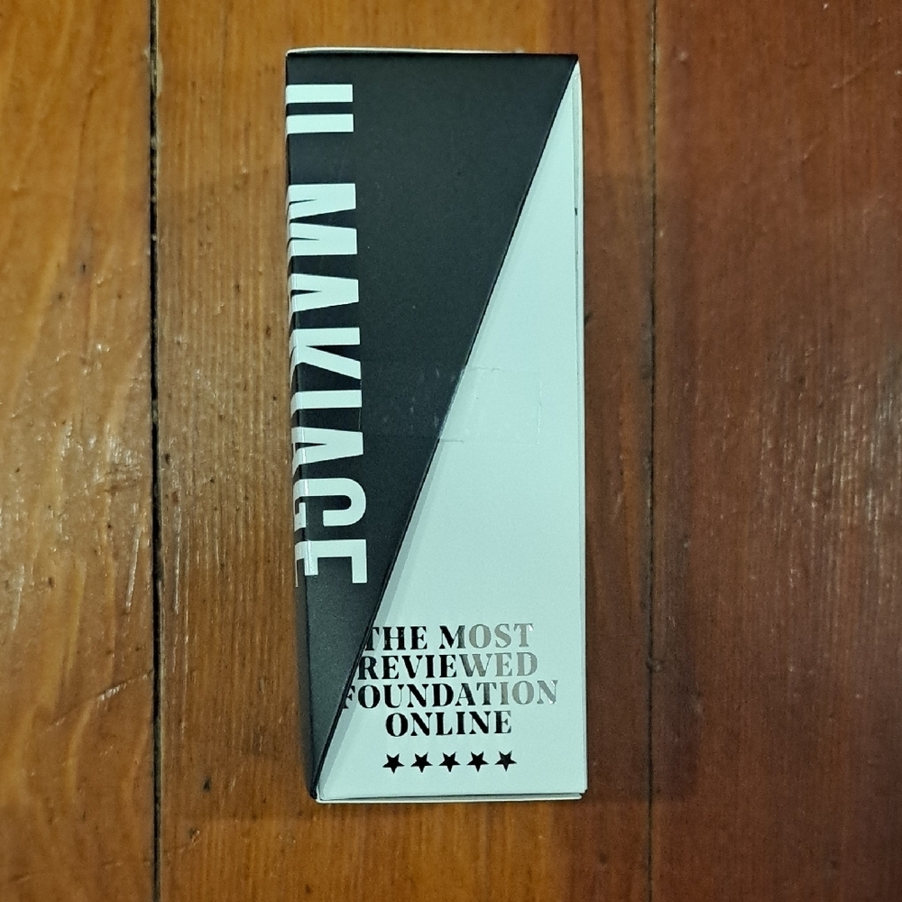 IL MAKIAGE Foundation New In Box Shade #35 Woke Up Like This Unopened